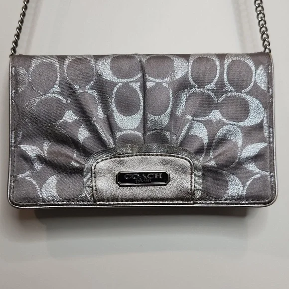 Coach Silver C Embroidered Crossbody with Chain Strap Gray Card Holder - Picture 3 of 12